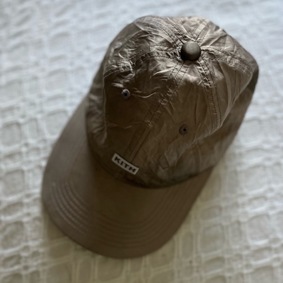 Classic Kith Cinder Cap. Only worn a couple of times! Selling online for $199. - Picture 9 of 9